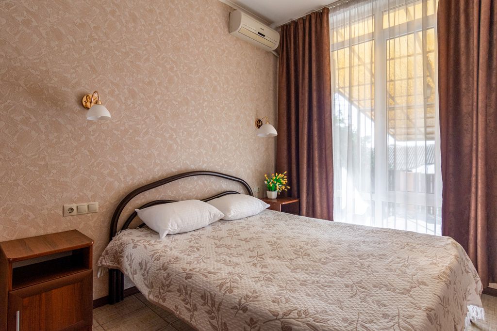 У Черноморья — Двухместный номер с 1 кроватью эконом