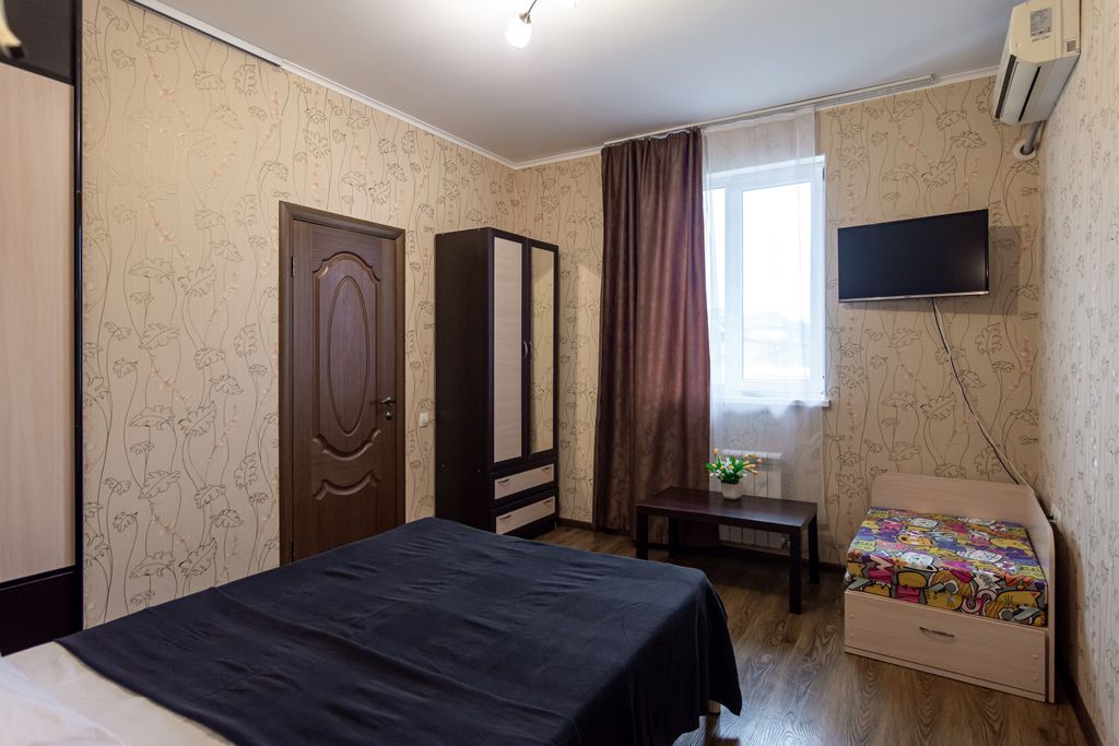 У Черноморья — Трёхместный номер стандарт