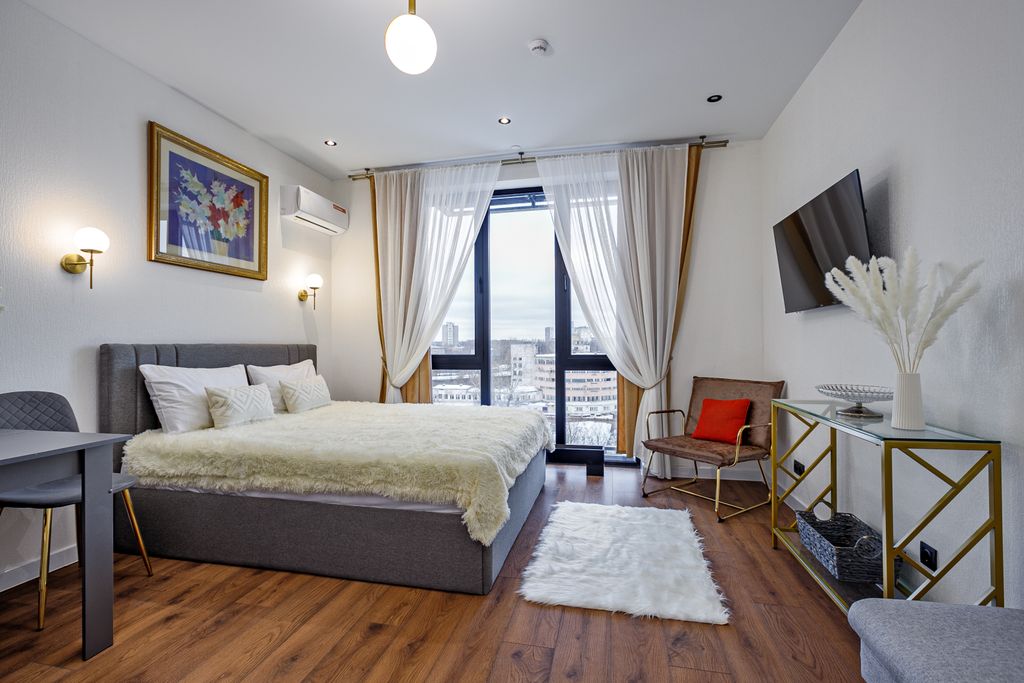 Новое Измайлово — Апартаменты комфортные 24 с кроватью