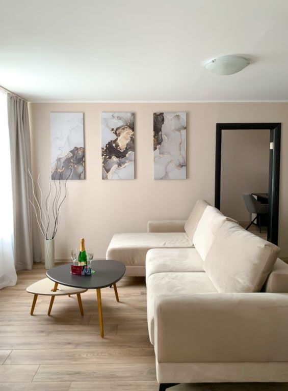 People — Апартаменты Люкс