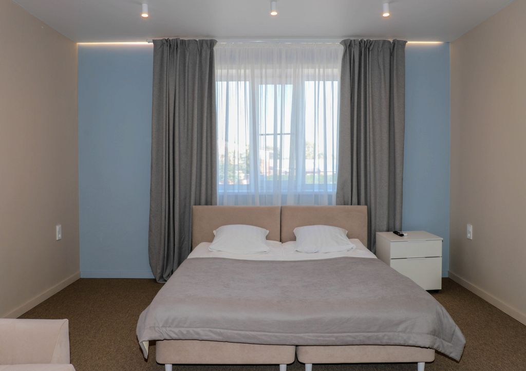 Сон — Трёхместный номер улучшенный