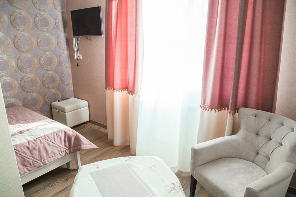 Аристократ — Двухместный номер с 1 кроватью полулюкс