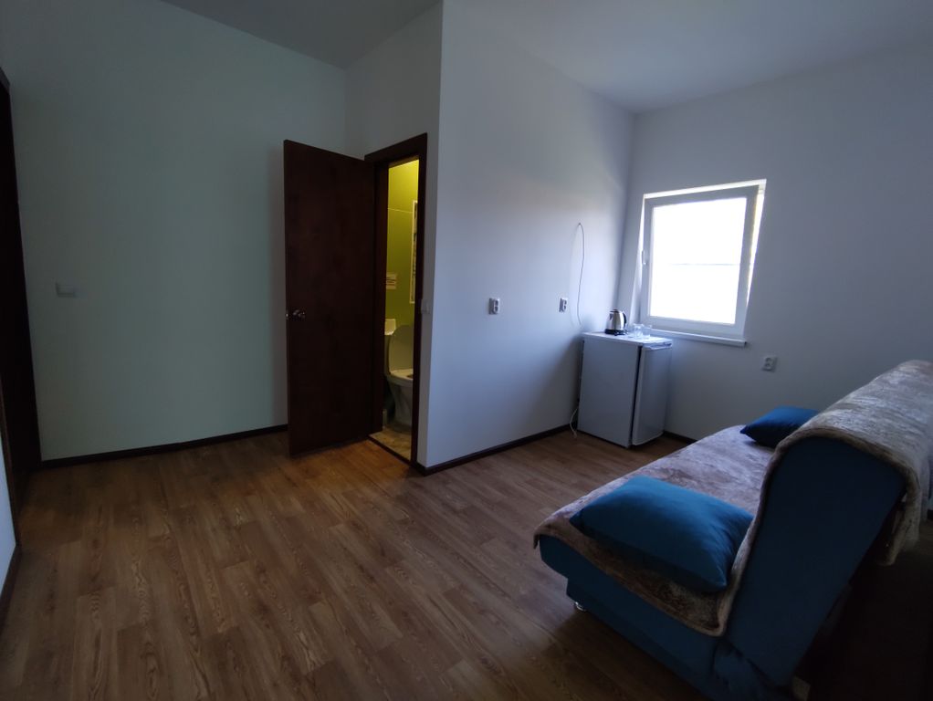 Акварель — Четырёхместный номер двухкомнатный семейный номер