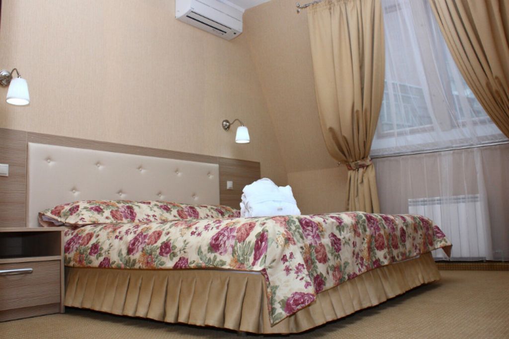 Николаевский — Апартаменты трехкомнатные