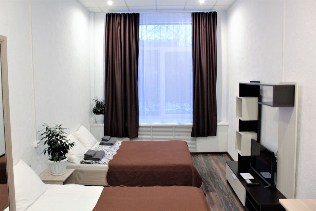 У Политехнической — Апартаменты с душем, туалетом и мини-кухней в номере