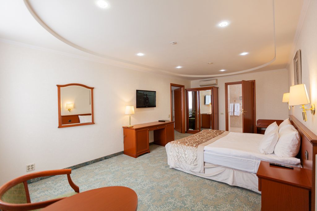 Березка — Двухместный номер с 1 кроватью superior suite