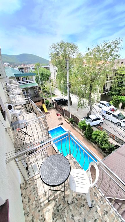 Приветливый дворик — Трёхместный номер стандарт