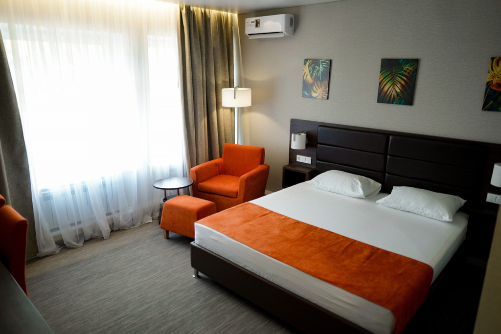 МБутик — Двухместный номер с 1 кроватью люкс