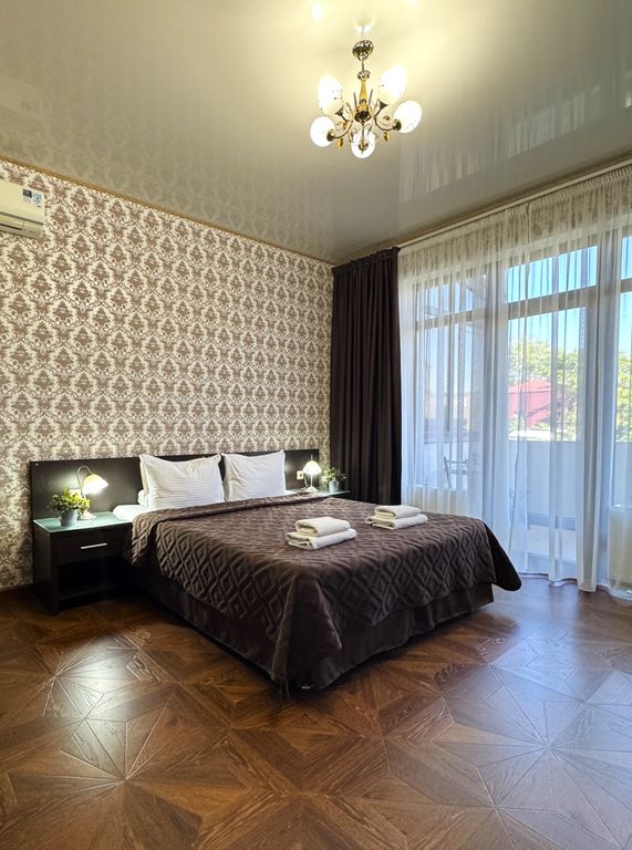 Парадейсон — Двухместный номер с 1 кроватью Deluxe с террасой с видом на город с доп местом (1 этаж)