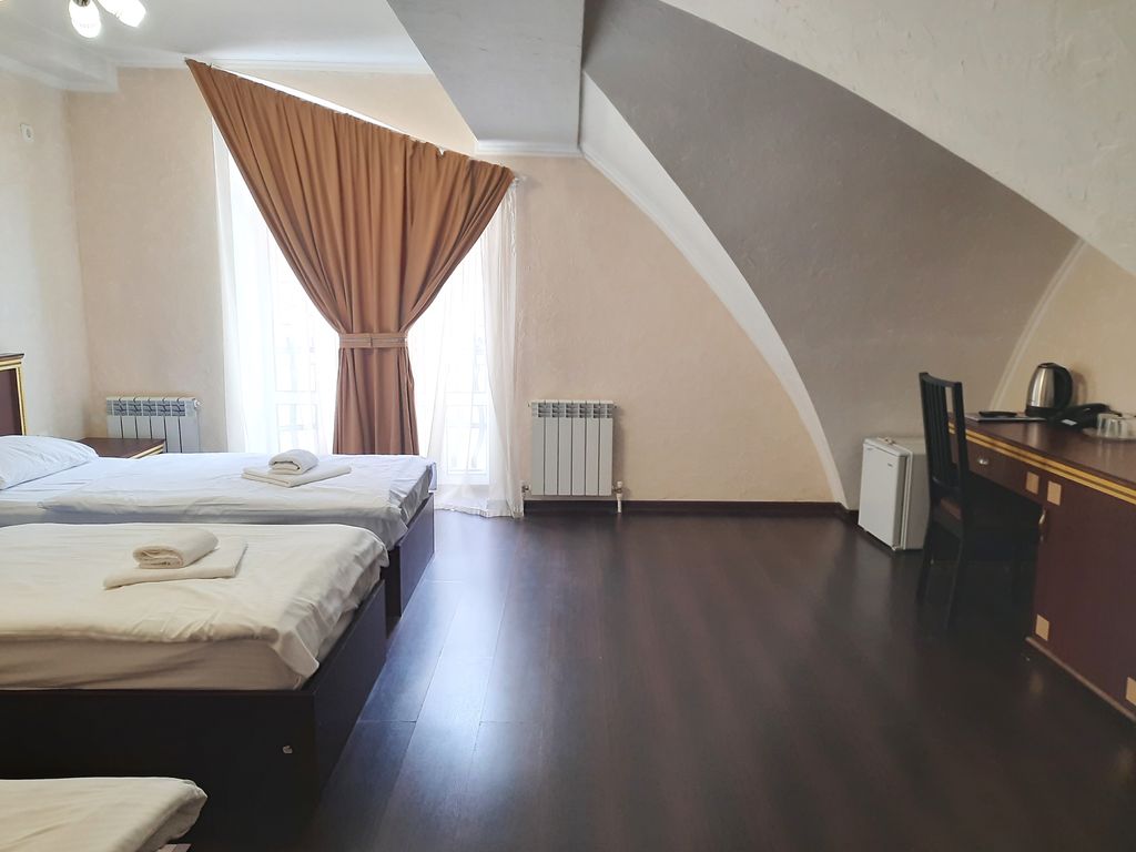 Pano Castro — Трёхместный номер улучшенный