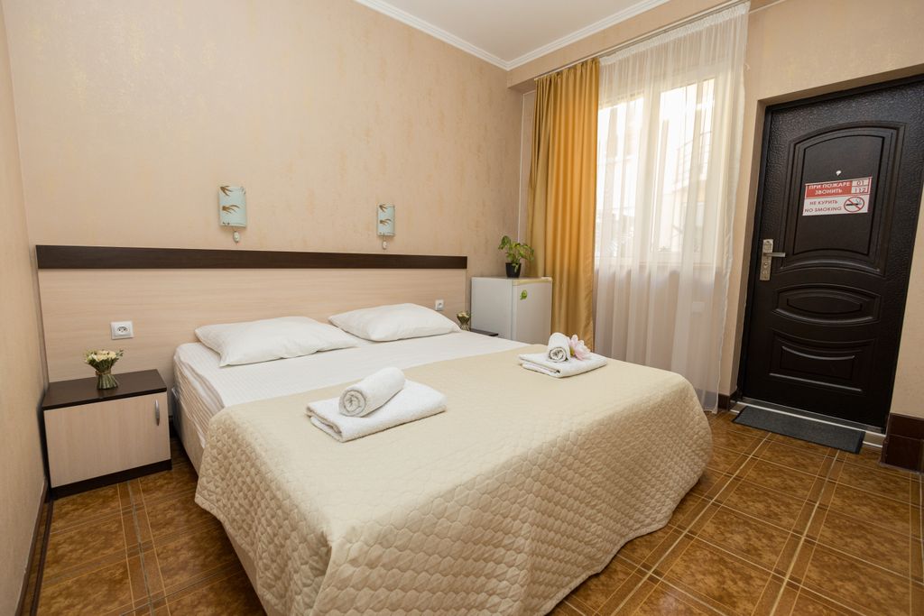 Лето — Двухместный номер с 2 отдельными кроватями улучшенный