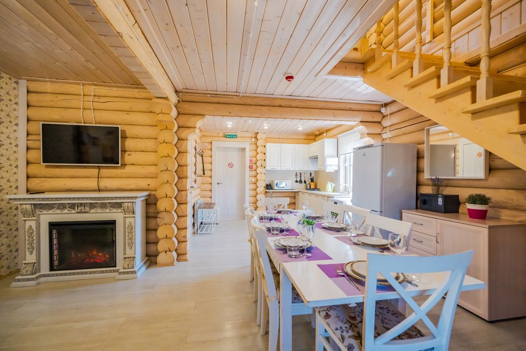 Переславская Слобода — Апартаменты VIP c 3-мя спальнями и камином в деревянном доме