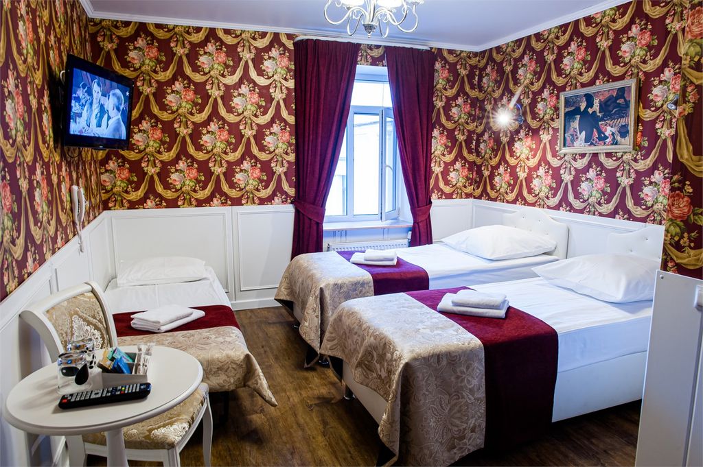 Арт Авеню — Двухместный номер с 2 отдельными кроватями Семейный