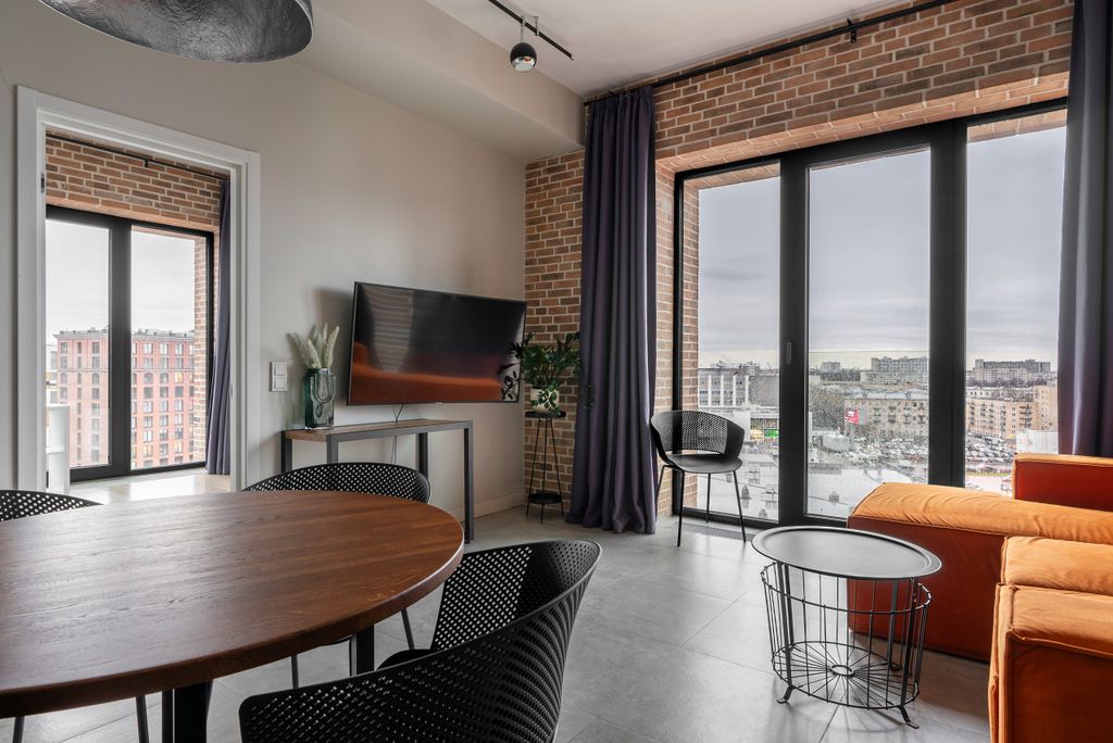 СВ Лофт — Семейный номер с детской для 6-ти гостей с видом на город