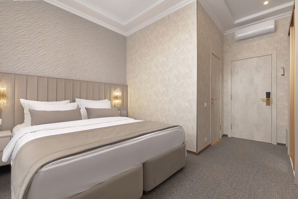 Гранат Сити — Двухместный номер с 2 отдельными кроватями Делюкс