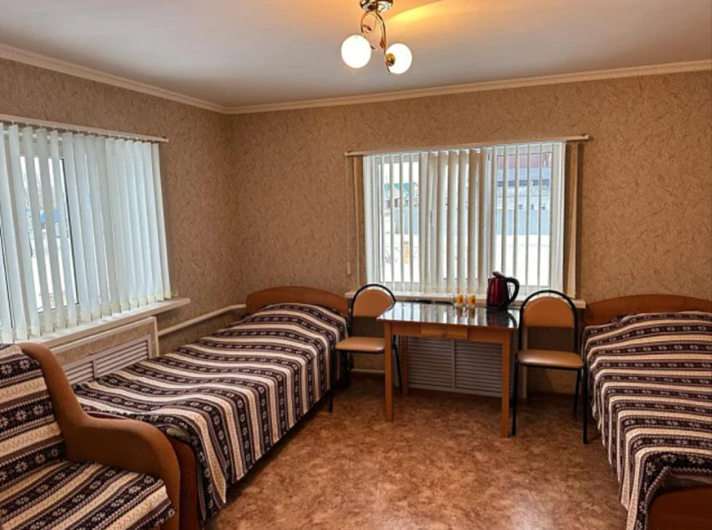 Теремок — Двухместный номер с 2 отдельными кроватями стандарт (№4)