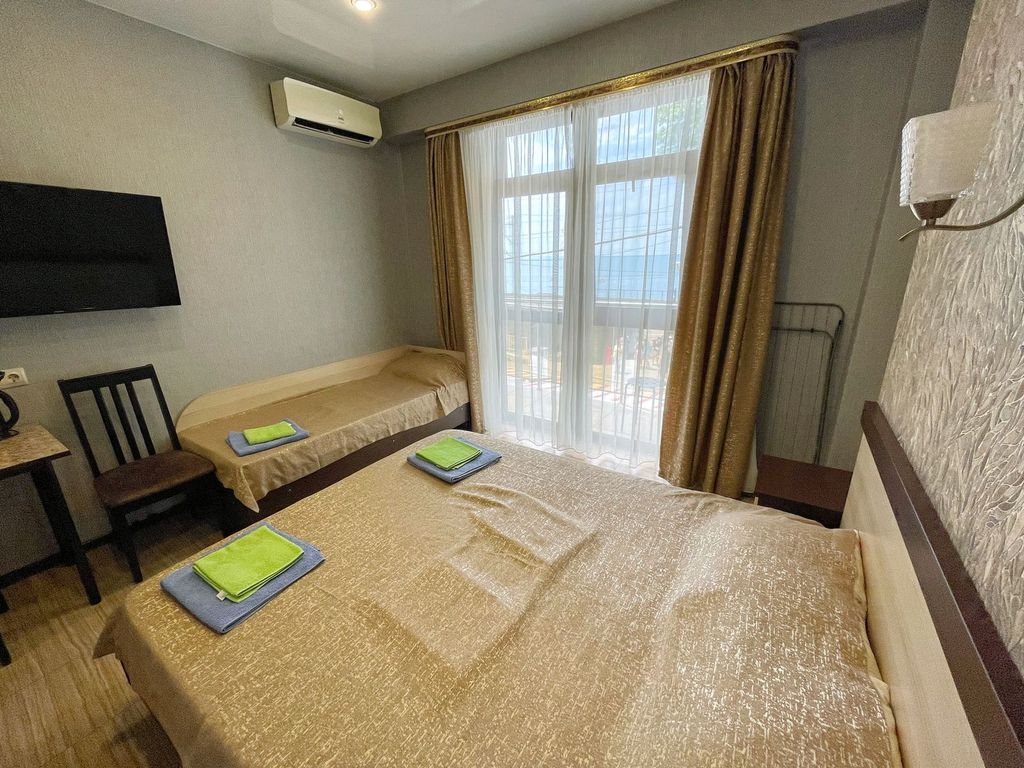 OstrovOk — Трёхместный номер стандарт с видом на море