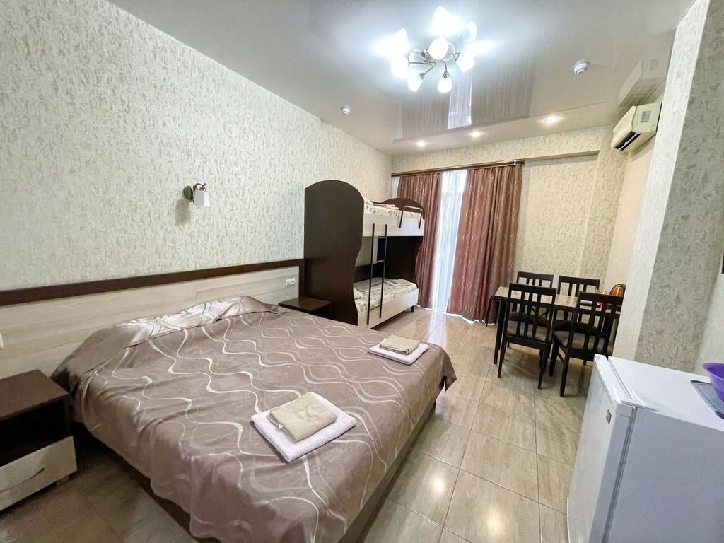 OstrovOk — Четырёхместный номер стандарт с видом на море