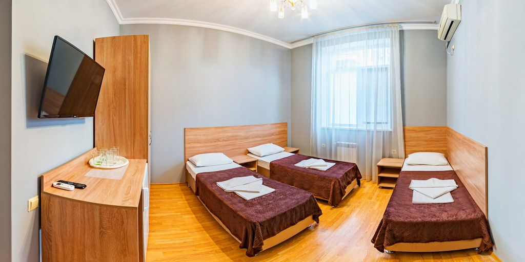 Лилона — Трёхместный номер стандарт