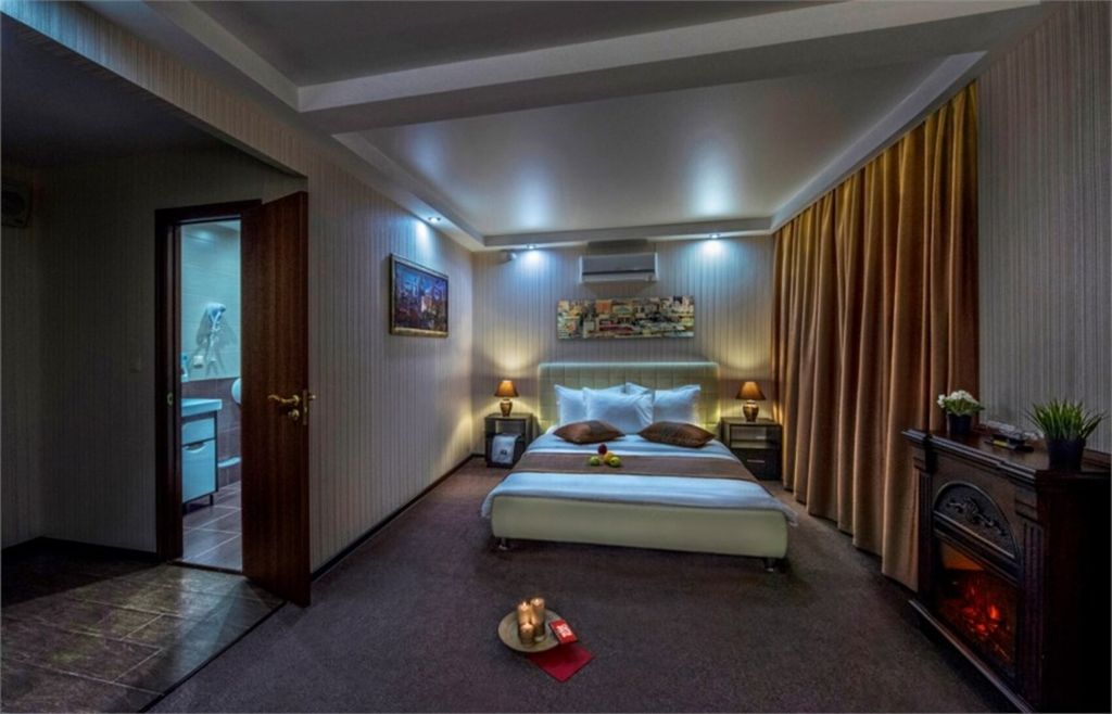 Сити — Двухместный номер с 1 кроватью люкс