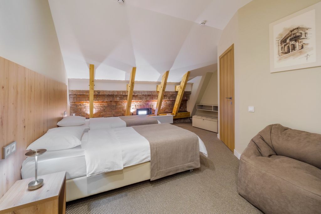 Дом Тат — Семейный номер на мансарде