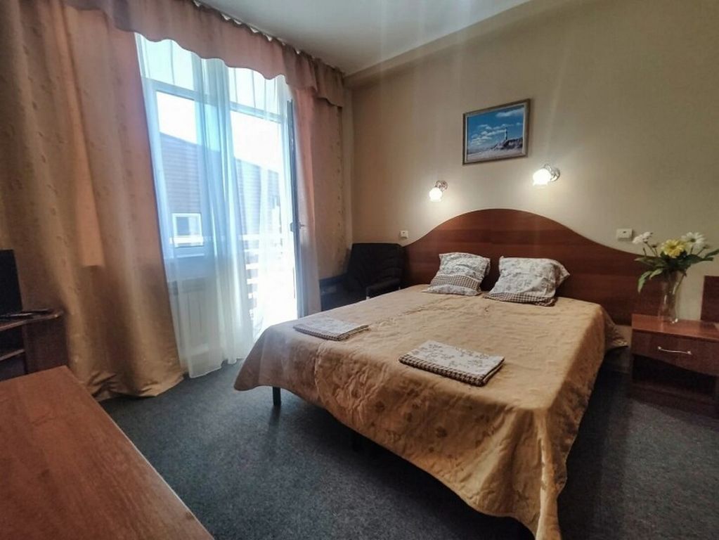 Анапский Бриз — Трёхместный номер Стандарт