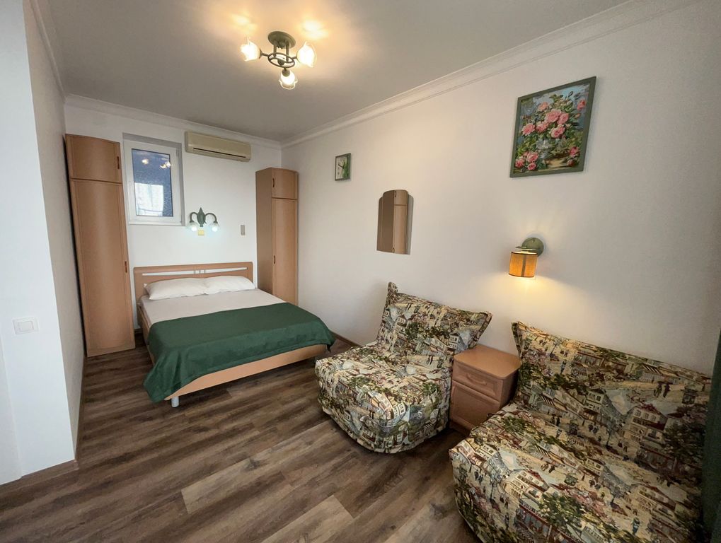 Отдых у Александра — Семейный номер стандарт с террасой 2+2