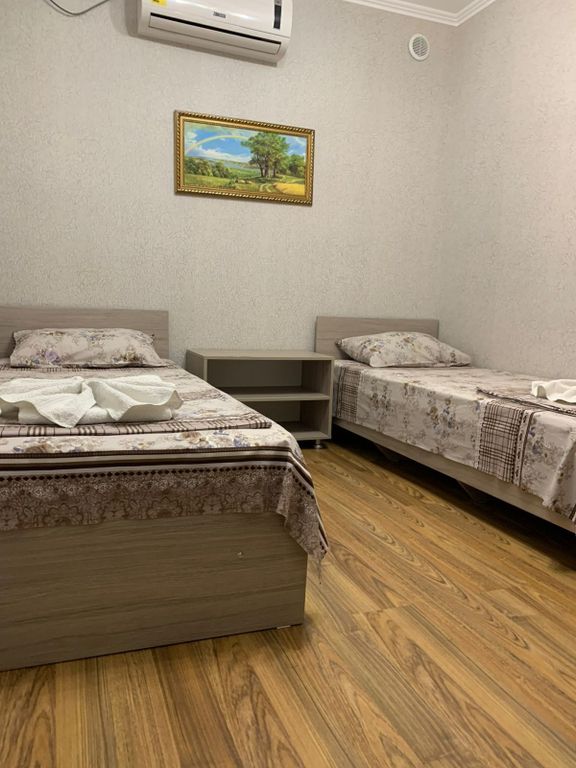 У Сергея — Двухместный номер с 2 отдельными кроватями эконом двухместный