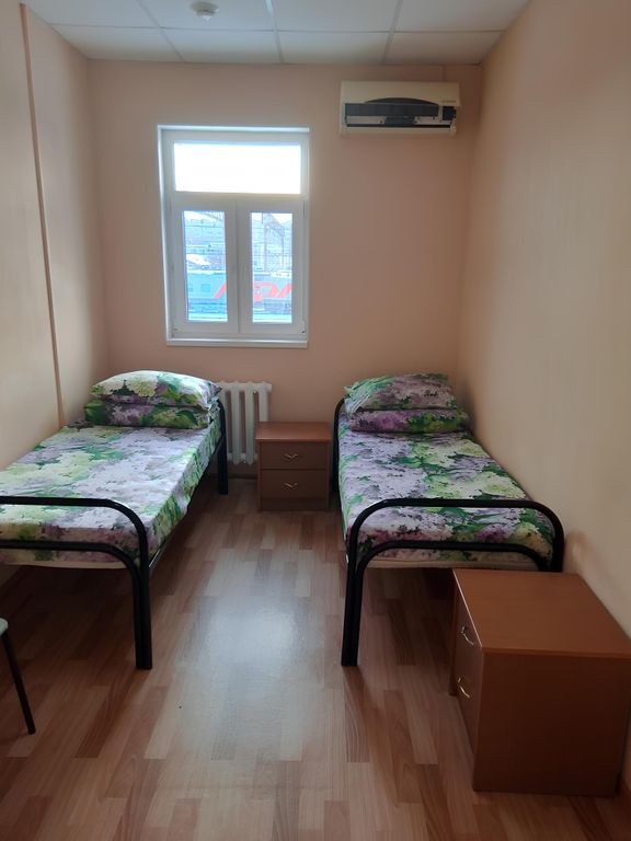 Тюмень — Многоместный смешанный номер эконом (душ/туалет общий)