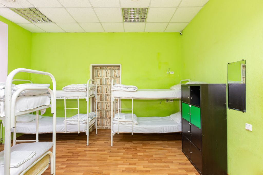 Время Гостей — Многоместный мужской номер восьмиместный