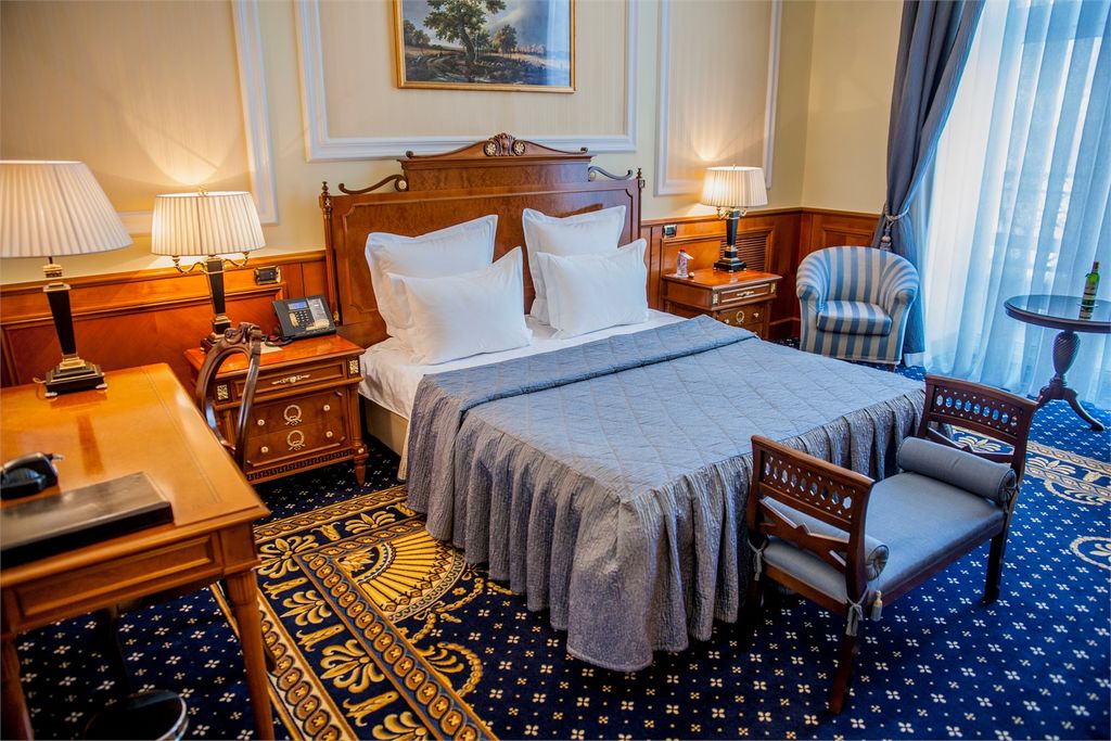 Парус — Двухместный номер с 1 кроватью Гагаринский