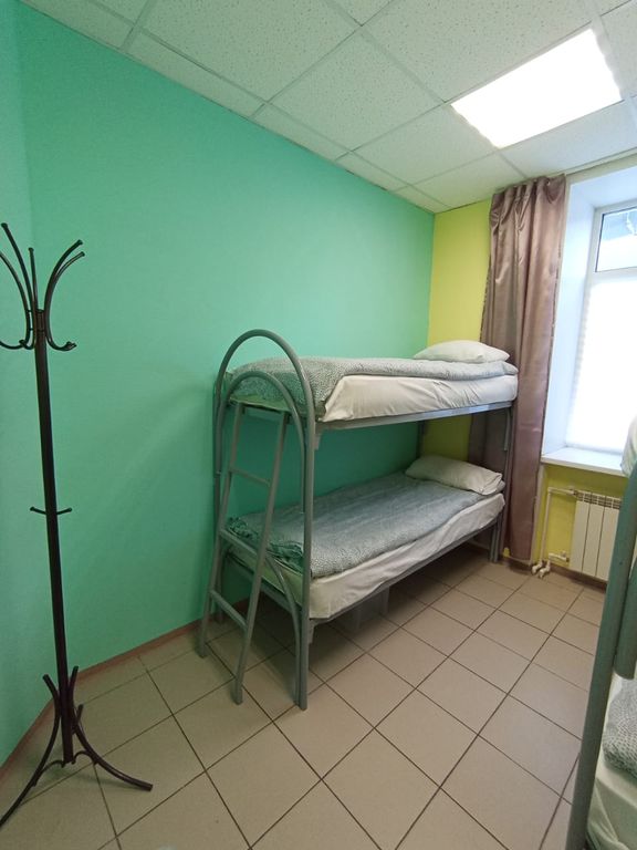 Радуга — Многоместный смешанный номер Общий 6ти местный номер для мужчин и женщин