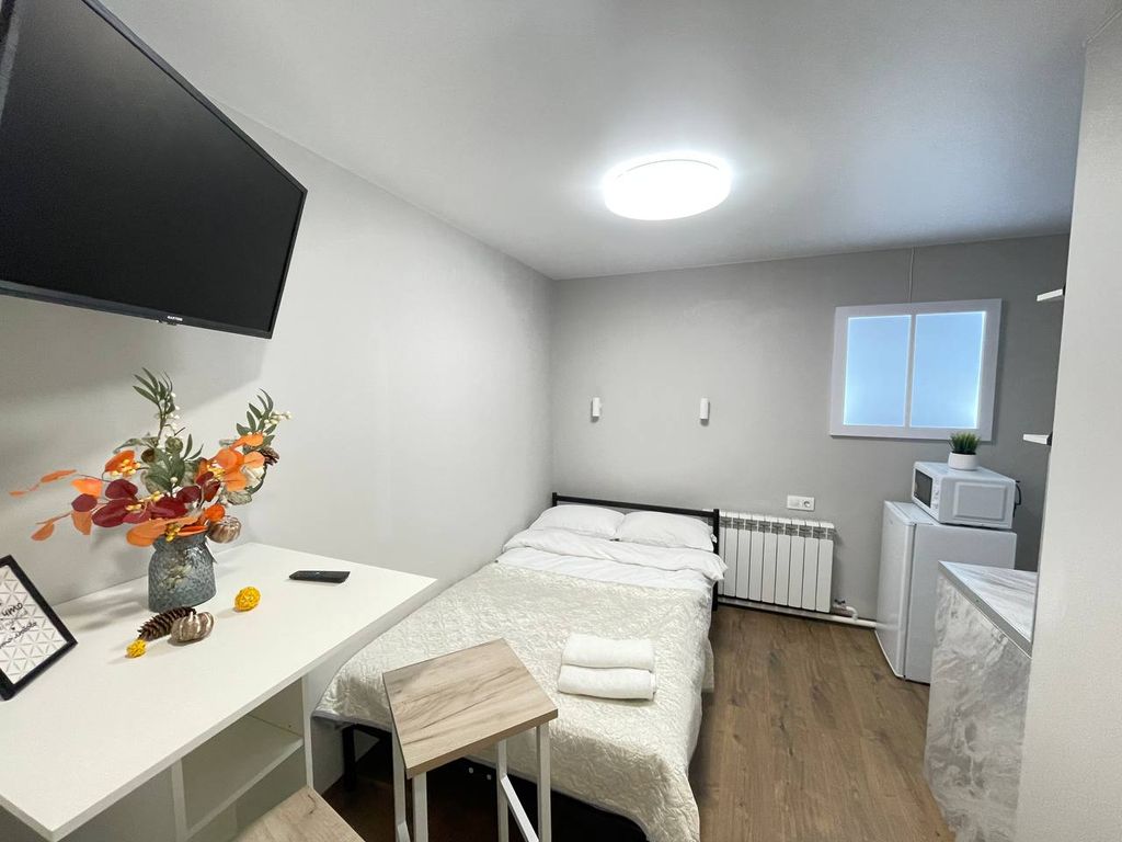 Шерстон — Одноместный номер студия цоколь