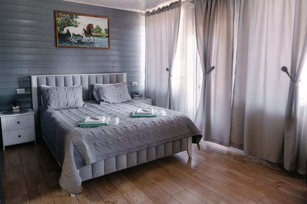 Радужный Архыз — Дом улучшенный