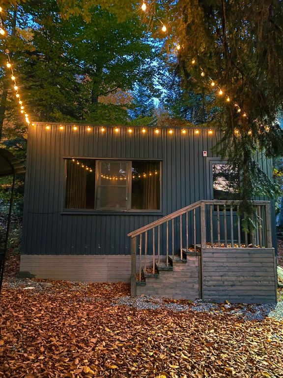 Аззам — Трёхместный номер стандарт