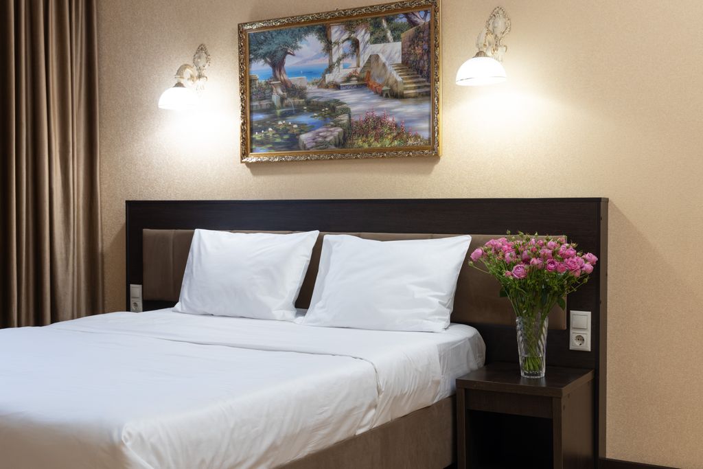 Золотой дом — Трёхместный номер комфорт с балконом