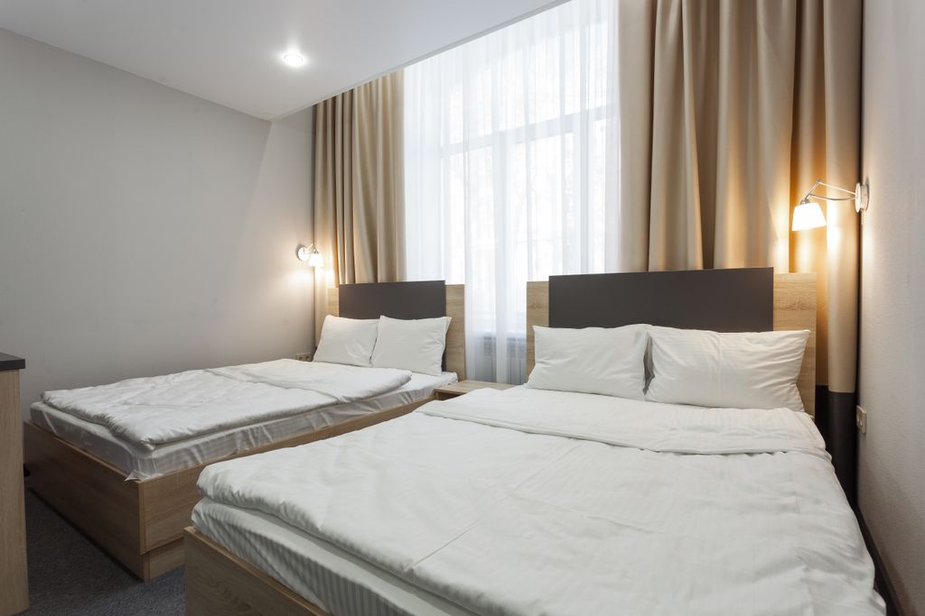 Максим Белая Башня — Четырёхместный номер улучшенный