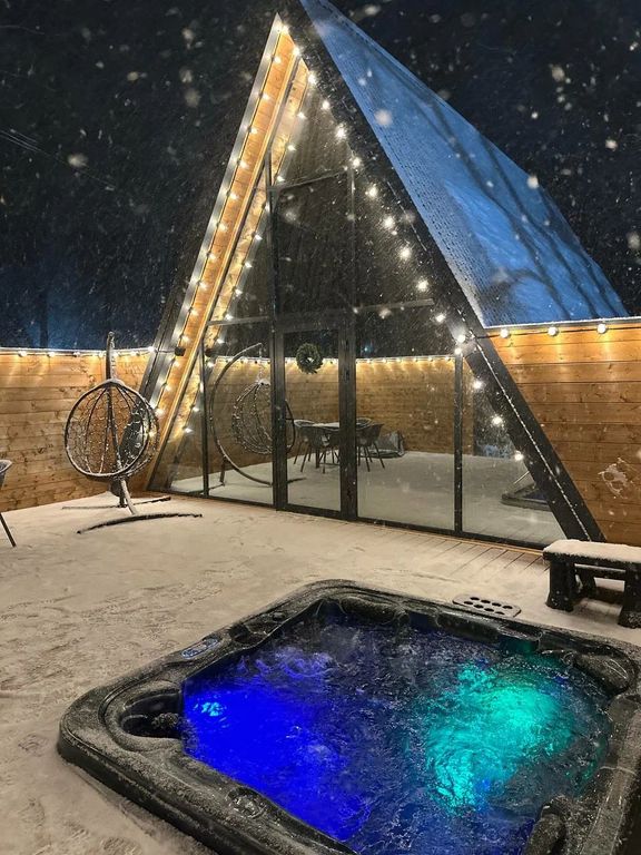 Gorniy City — Дом а-фрейм VIP с джакузи под открытым небом