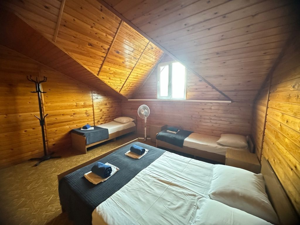 Эверест — Четырёхместный номер эконом