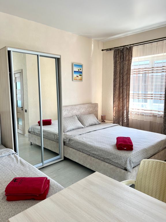 Вилла Атлантик — Четырёхместный номер семейная студия 2 этаж