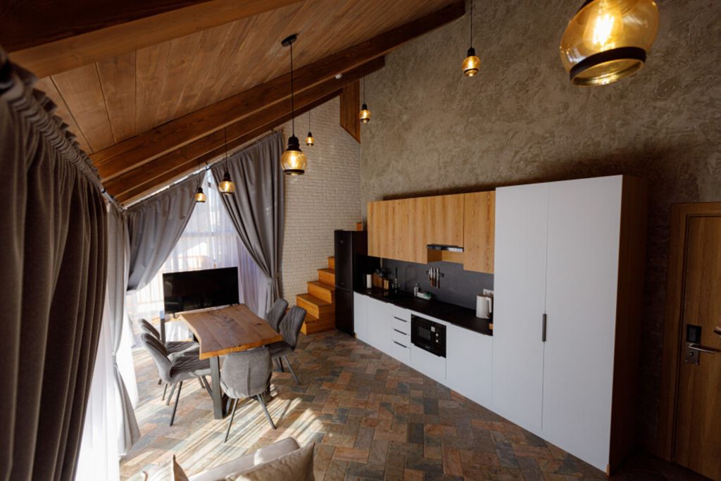 Grizzly — Четырёхместный номер большой двухкомнатный люкс