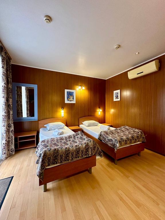 Евразия-Парк Батайск — Двухместный номер с 2 отдельными кроватями стандарт