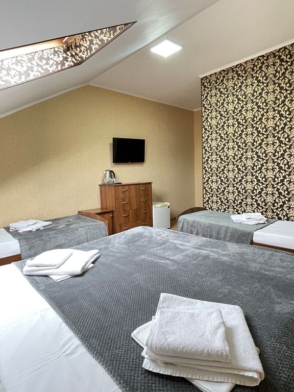 Амбассадор  Лазаревское — Четырёхместный номер стандарт