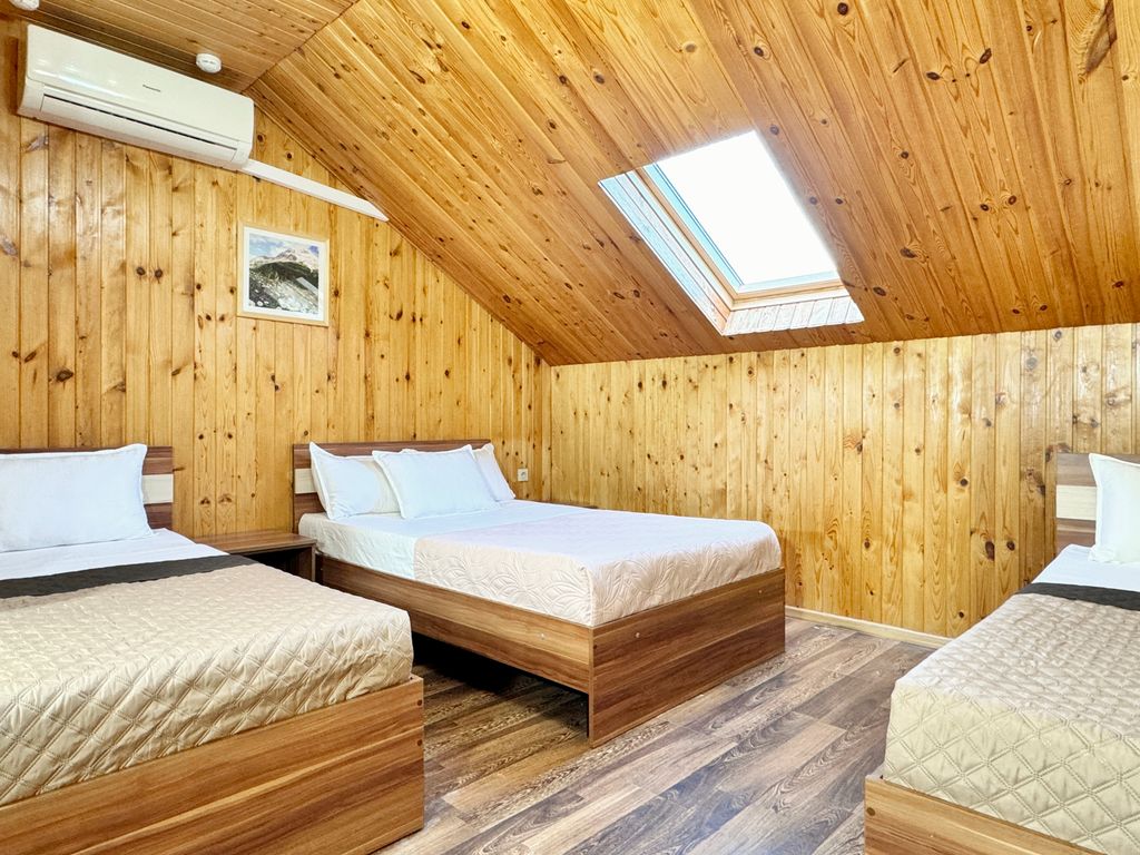 Марракеш — Трёхместный номер мансардный номер улучшенный