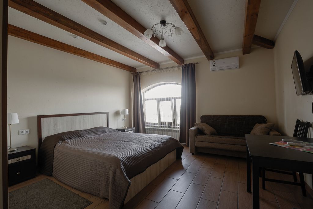 Корчма — Семейный номер улучшенный