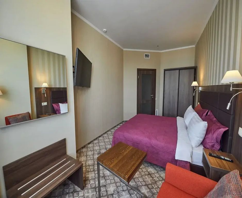 Ramada by Wyndham Rostov-on-Don Hotel and SPA — Двухместный номер с 1 кроватью Сьют