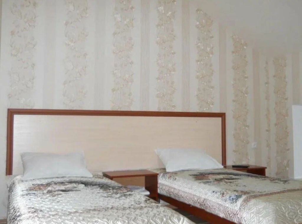 Комфорт — Двухместный номер с 2 отдельными кроватями стандарт