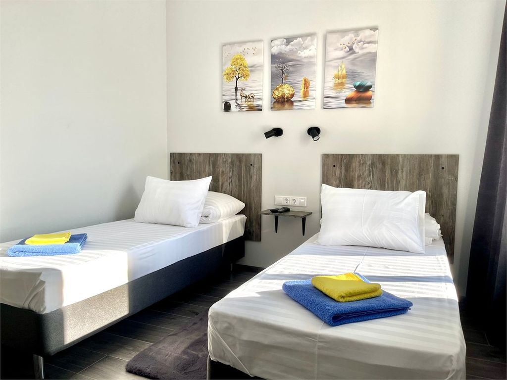 Кают-компания — Двухместный номер с 2 отдельными кроватями улучшенный