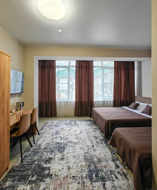 Екатерина — Трёхместный номер стандарт