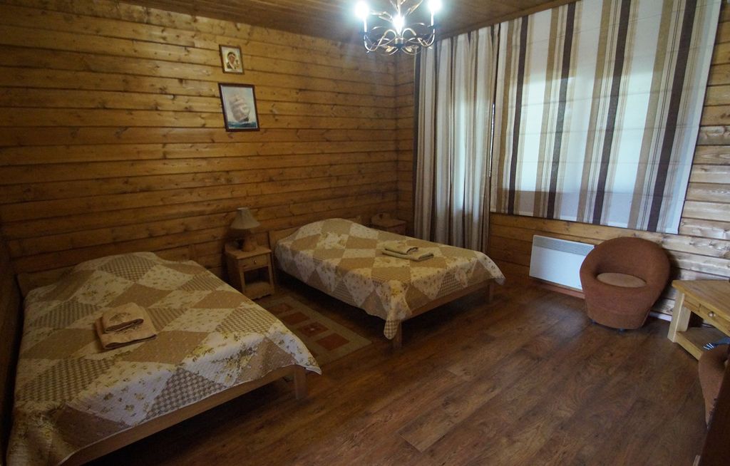 Fish club — Двухместный номер с 2 отдельными кроватями стандарт твин